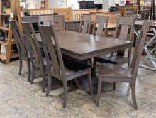 Load image into Gallery viewer, Fifth Avenue Table Set
