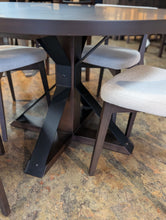 Load image into Gallery viewer, Hyde Table Set
