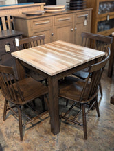 Load image into Gallery viewer, Thomas Table 30x30
