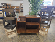 Load image into Gallery viewer, Record player stand
