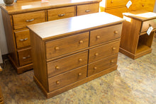 Load image into Gallery viewer, Classic 6 drawer dresser
