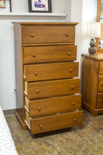 Load image into Gallery viewer, Classic 6 drawer chest
